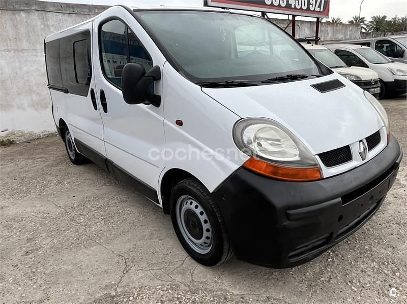 Usado Renault Trafic 120 CV (88 kW) 2019 Blanco Monovolumen