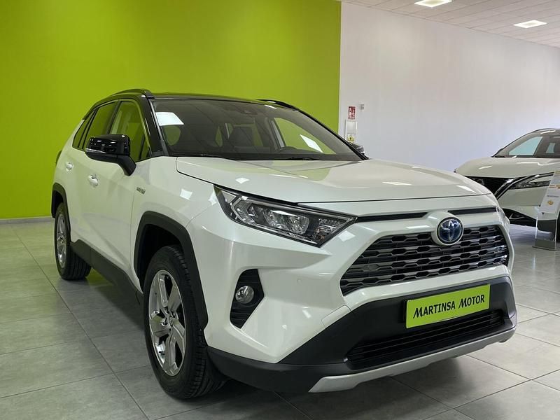 Usado Toyota RAV4 Hybrid Advance 218 CV (160 kW) 2021 Blanco SUV