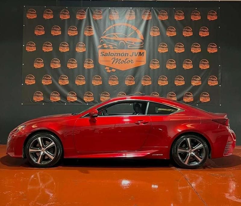 Usado Lexus RC300h Executive Line 223 CV (164 kW) 2017 Rojo Coupe