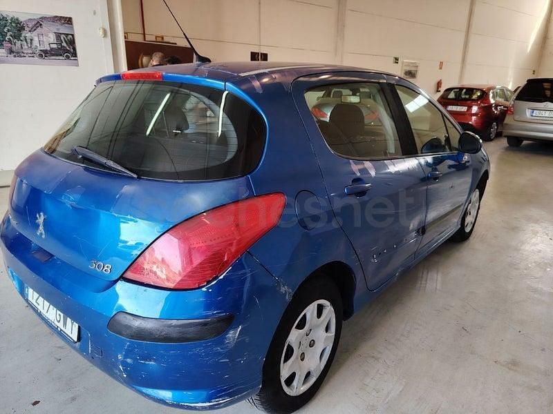 Usado Peugeot 308 120 CV (88 kW) 2010 Azul Berlina