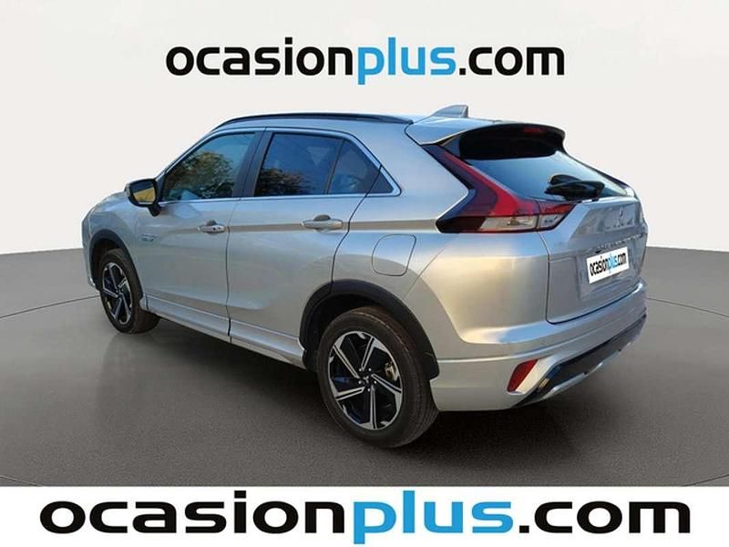 Usado Mitsubishi Eclipse Cross 188 CV (138 kW) 2023 Plateado SUV
