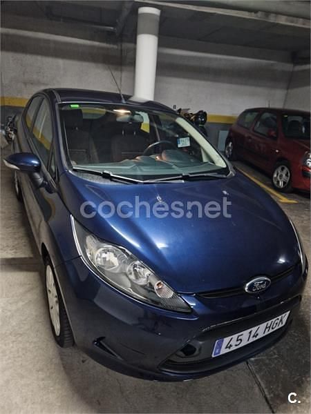 Azul Usado 2011 Ford Fiesta Trend Utilitario | 4800 € (Buen precio) - Imagen 1/4