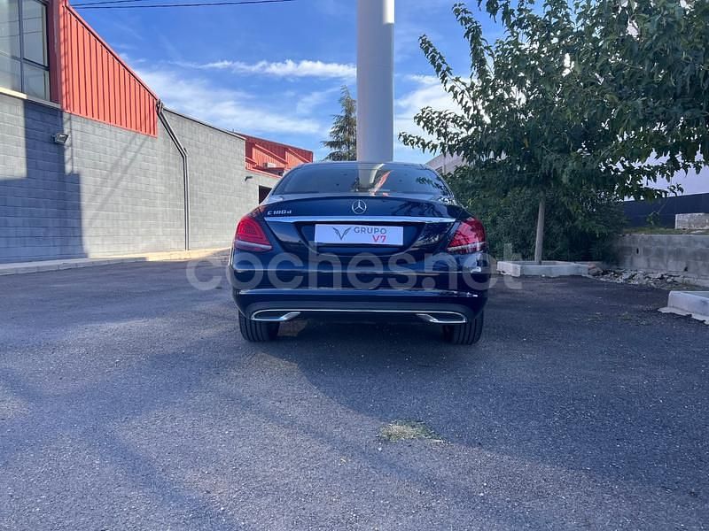 Usado Mercedes C200 160 CV (117 kW) 2019 Azul Berlina