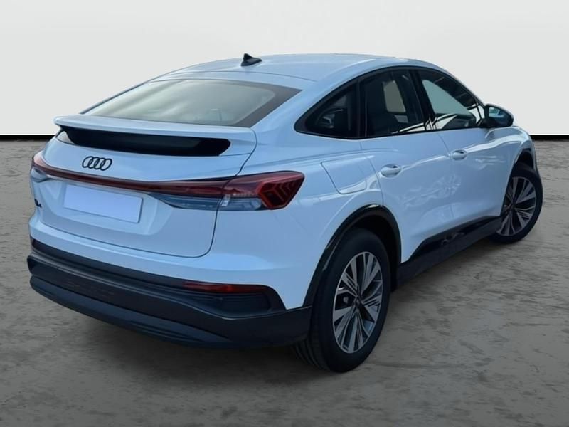 Usado Audi Q4 Sportback e-tron Sport 150 kW (204 CV) 2026 Blanco glaciar metalizado SUV