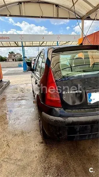 Usado Citroën C3 70 CV (51 kW) 2005 Negro Berlina