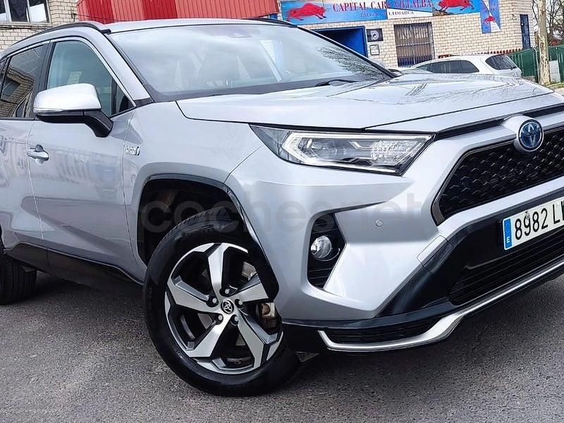 Usado Toyota RAV4 Hybrid Advance 306 CV (225 kW) 2022 Gris / plata SUV
