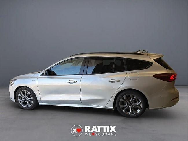 Usado Ford Focus ST-Line 155 CV (114 kW) 2024 Gris / plata Familiar