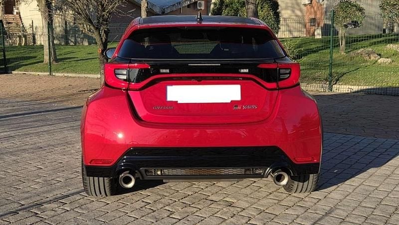 Nowe Toyota Yaris 280 KM (205 kW) 2025 Czerwony Hatchback