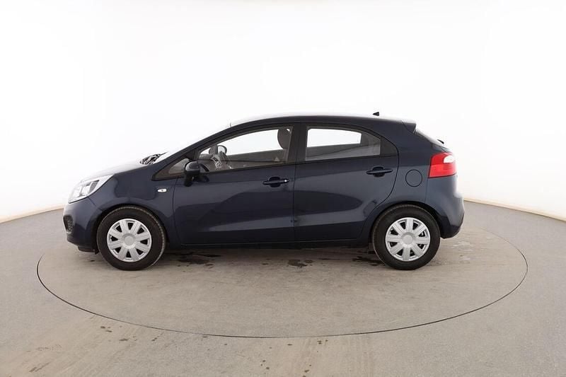 Usado Kia Rio 85 HP (62 kW) 2014 Azul Sedan