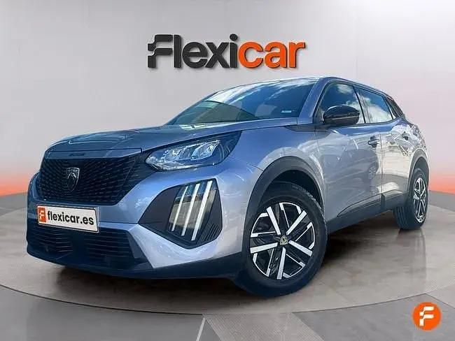 Usado Peugeot 2008 Active 100 CV (73 kW) 2023 Gris SUV
