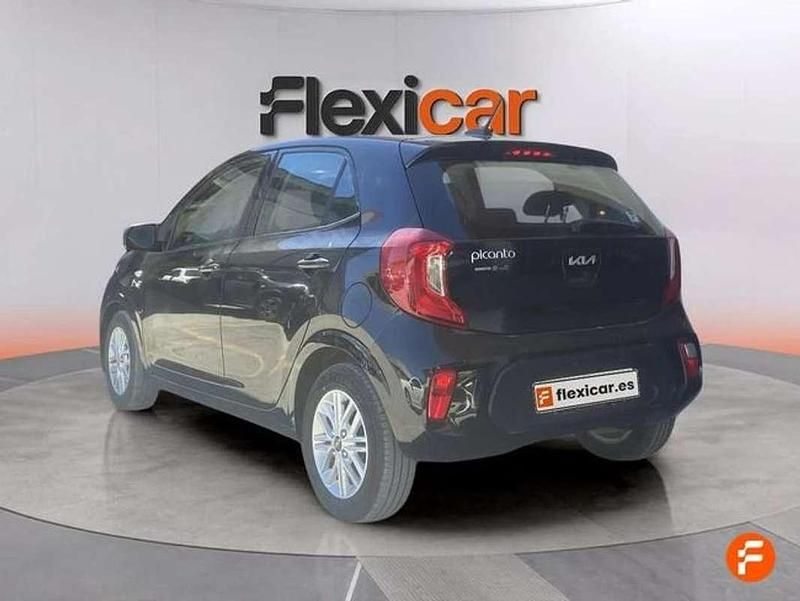 Usado Kia Picanto 67 CV (49 kW) 2022 Negro Utilitario