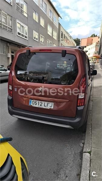 Usado Peugeot Rifter GT-line 130 CV (95 kW) 2020 Marrón Monovolumen