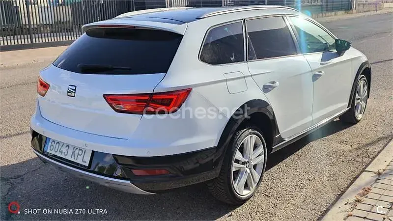 Usado Seat Leon X-Perience 4Drive 150 CV (110 kW) 2018 Blanco Familiar