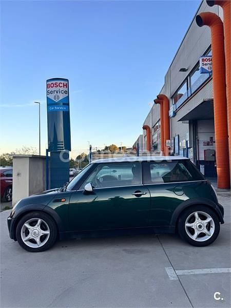 Usado Mini Cooper 116 CV (85 kW) 2005 Verde Utilitario