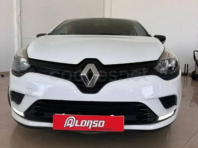 Usado Renault Clio IV LIMITED 75 CV (55 kW) 2017 Blanco Berlina