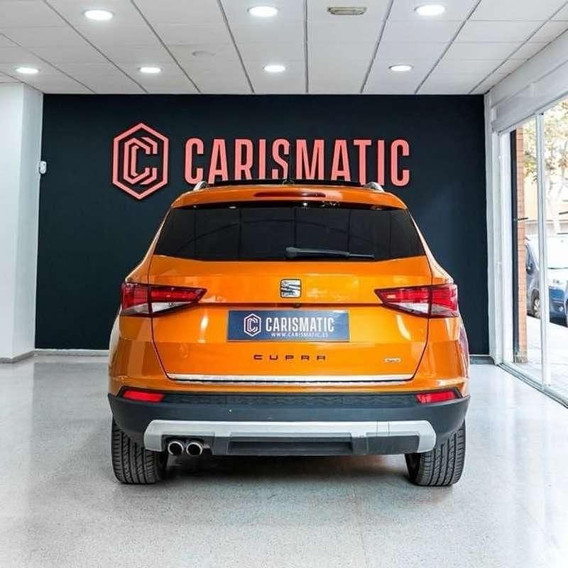 Usado Seat Ateca 4Drive 190 CV (139 kW) 2017 Naranja SUV