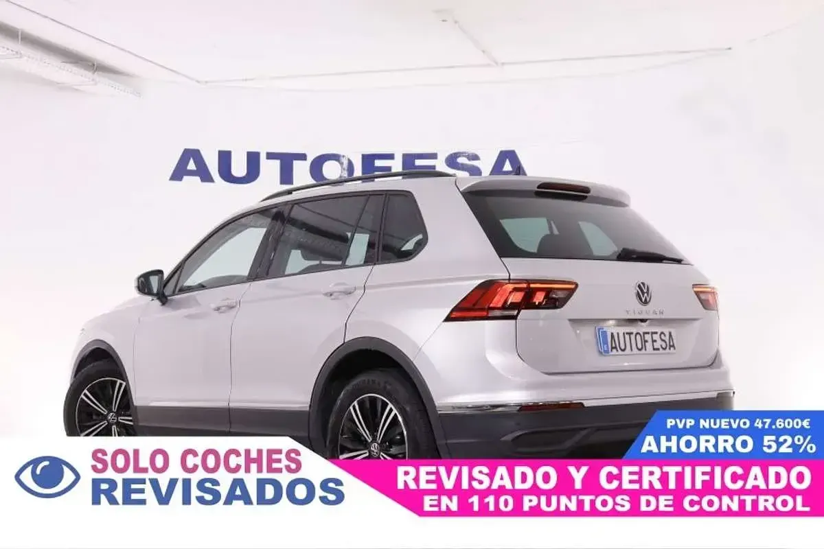 Usado VW Tiguan Life 150 CV (110 kW) 2021 Gris SUV
