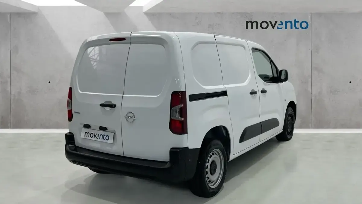 Usado Opel Combo S 102 CV (75 kW) 2022 Blanco Monovolumen