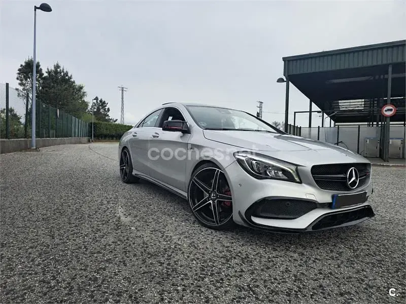Usado Mercedes CLA220 177 CV (130 kW) 2017 Gris / plata Berlina
