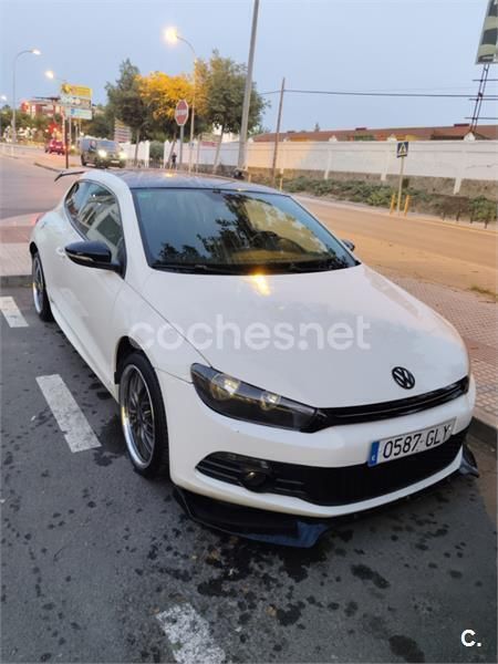 Blanco Usado 2009 VW Scirocco Coupe | 8000 € (Precio justo) - Imagen 1/4