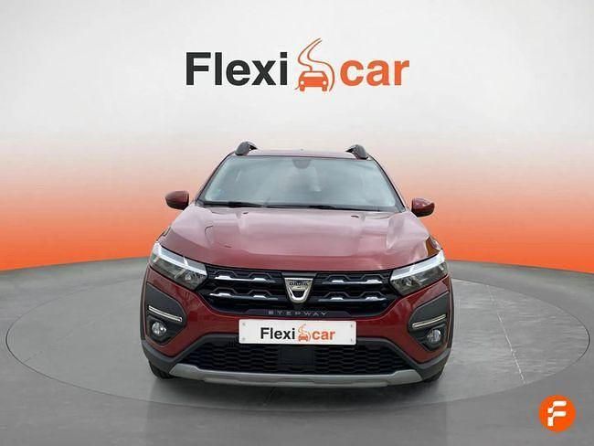 Usado Dacia Sandero Expression 101 CV (74 kW) 2022 Rojo Utilitario