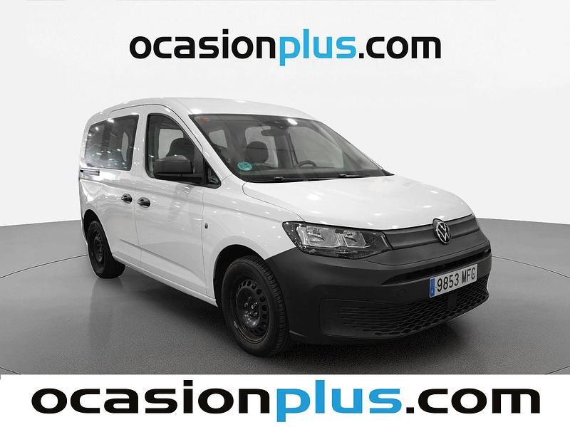 Käytetty VW Caddy 102 HP (75 kW) 2023 Valkoinen Tila-auto