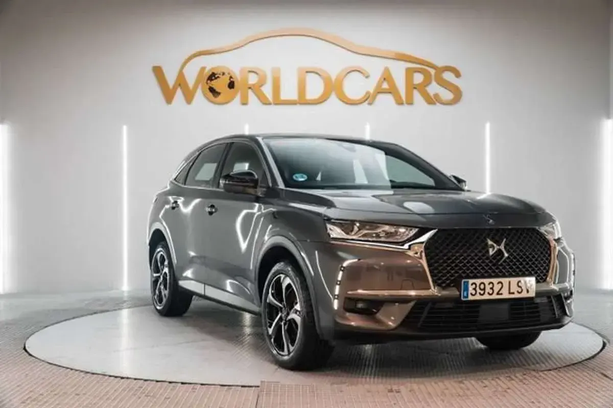 Usado DS Automobiles DS7 Crossback Be Chic 129 CV (94 kW) 2021 Gris SUV