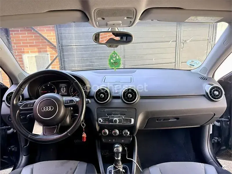 Usado Audi A1 Sportback 116 CV (85 kW) 2015 Negro Utilitario
