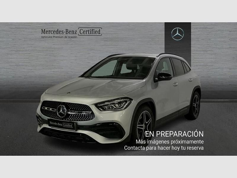 Otro Usado 2021 Mercedes GLA200 AMG line SUV | 32.990 € (Precio justo) - Imagen 1/4