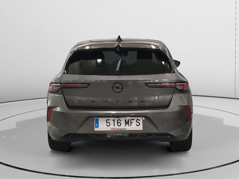 Usado Opel Astra GS Line 130 CV (95 kW) 2023 Gris Berlina
