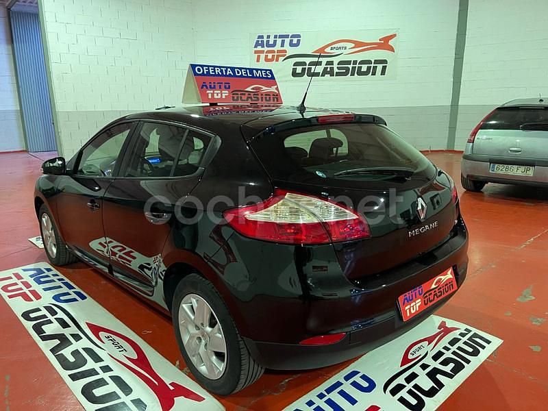 Usado Renault Mégane Expression 115 CV (84 kW) 2012 Negro Berlina