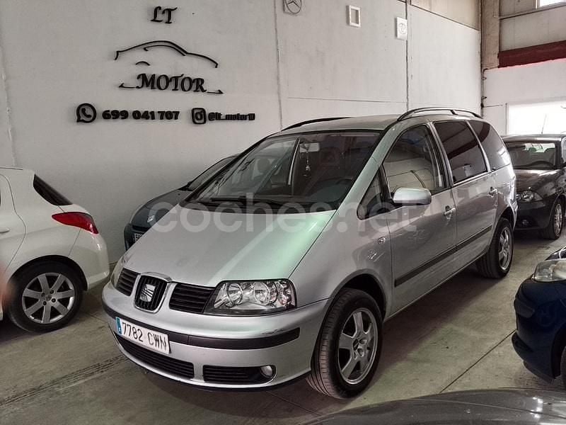 Gris / plata Usado 2004 Seat Alhambra Stella Monovolumen | 4650 € (Precio justo) - Imagen 1/4