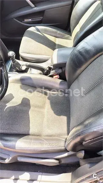 Usado Peugeot 407 Sport 136 CV (100 kW) 2006 Negro Berlina