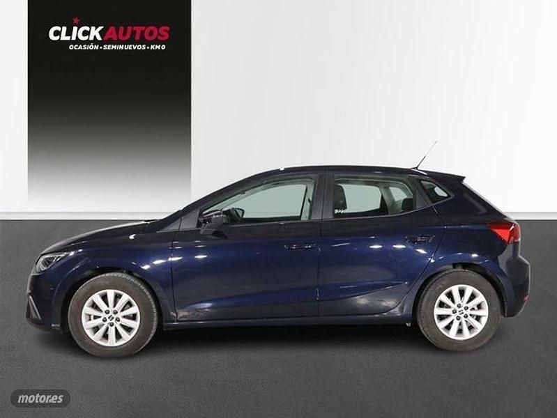 Usado Seat Ibiza Style 110 CV (80 kW) 2022 Azul Berlina