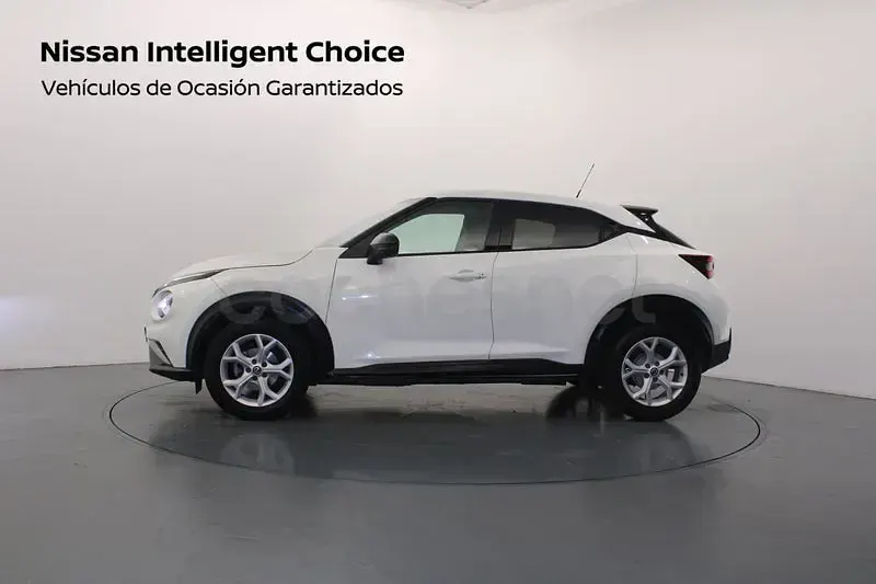 Usado Nissan Juke Acenta 114 CV (83 kW) 2022 Amarillo SUV