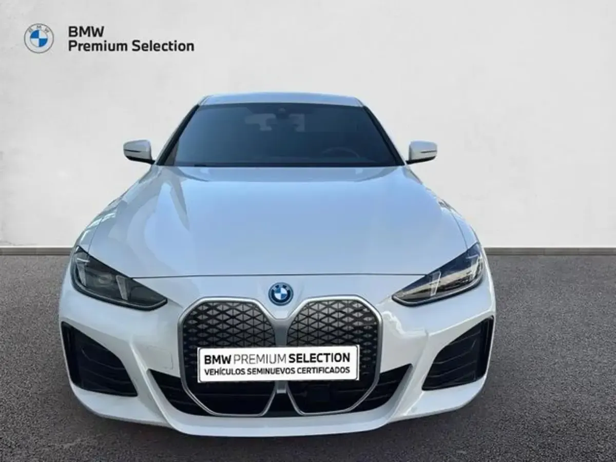 Usado BMW i4 Comfort Edition 250 kW (340 CV) 2025 Eléctrico Berlina