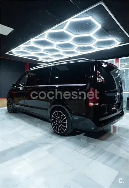 Usado Mercedes V220 Avantgarde 163 CV (119 kW) 2015 Negro Monovolumen