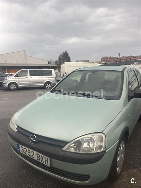 Usado Opel Corsa Eco 58 CV (42 kW) 2002 Verde Utilitario