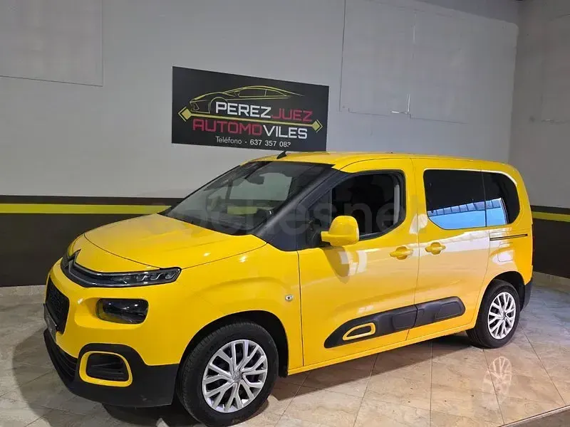 Usado Citroën Berlingo PureTech 110 CV (80 kW) 2020 Amarillo Monovolumen