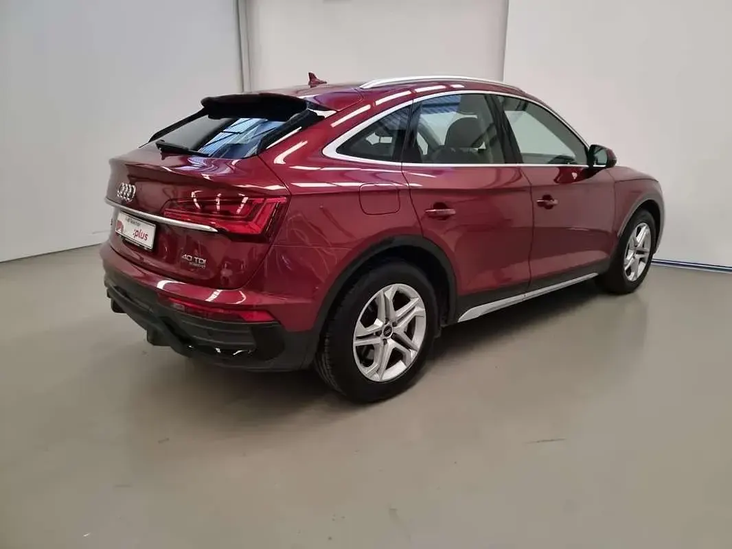 Usado Audi Q5 Sportback Advanced 204 CV (150 kW) 2022 Rojo SUV
