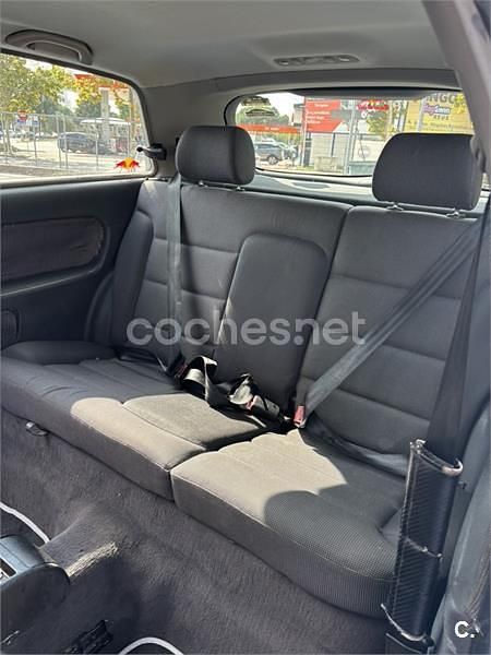 Gris / plata Usado 2001 Audi A3 Ambiente Berlina | 3000 € (Precio justo) - Imagen 1/1