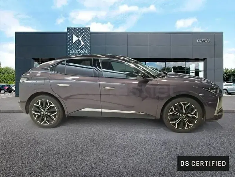 Usado DS Automobiles DS4 136 CV (100 kW) 2024 Gris / plata SUV