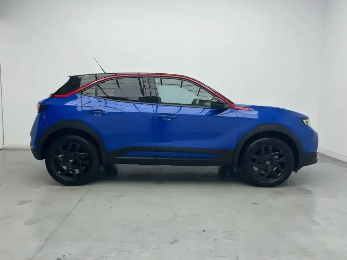 Usado Opel Mokka GS Line 130 CV (95 kW) 2022 Azul SUV