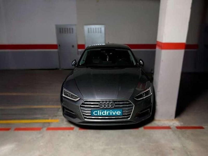 Usado Audi A5 Sportback Sport 190 CV (139 kW) 2018 Gris Utilitario