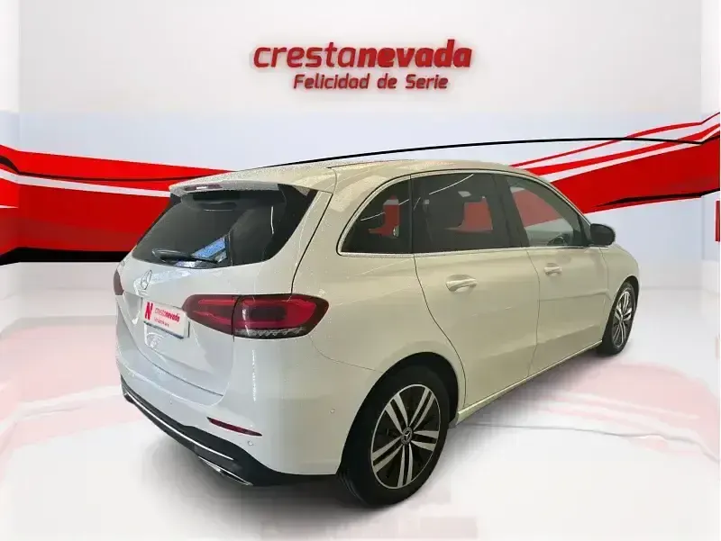 Usado Mercedes B200 150 CV (110 kW) 2022 Blanco Monovolumen