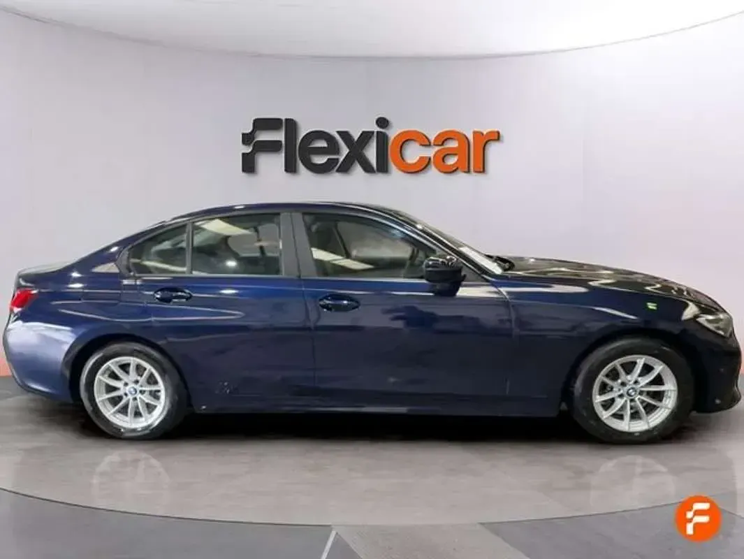 Usado BMW 318 150 CV (110 kW) 2021 Azul Berlina