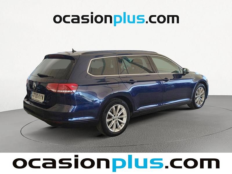Usado VW Passat Advance 150 CV (110 kW) 2019 Azul Familiar