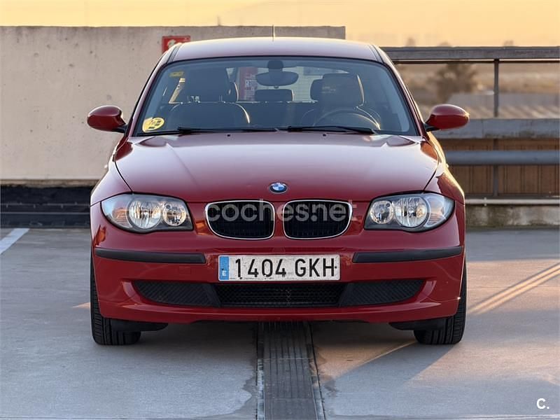 Usado BMW 118 143 CV (105 kW) 2008 Rojo Utilitario