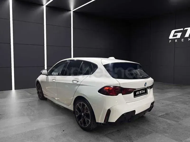 Usado BMW 120 170 CV (125 kW) 2025 Blanco Utilitario