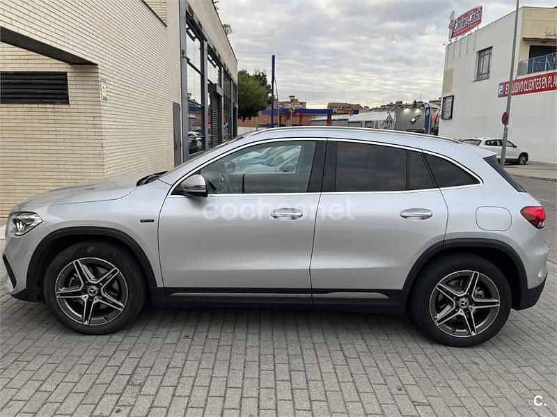 Gris / plata Usado 2021 Mercedes GLA250 SUV | 32.900 € (Buen precio) - Imagen 1/4